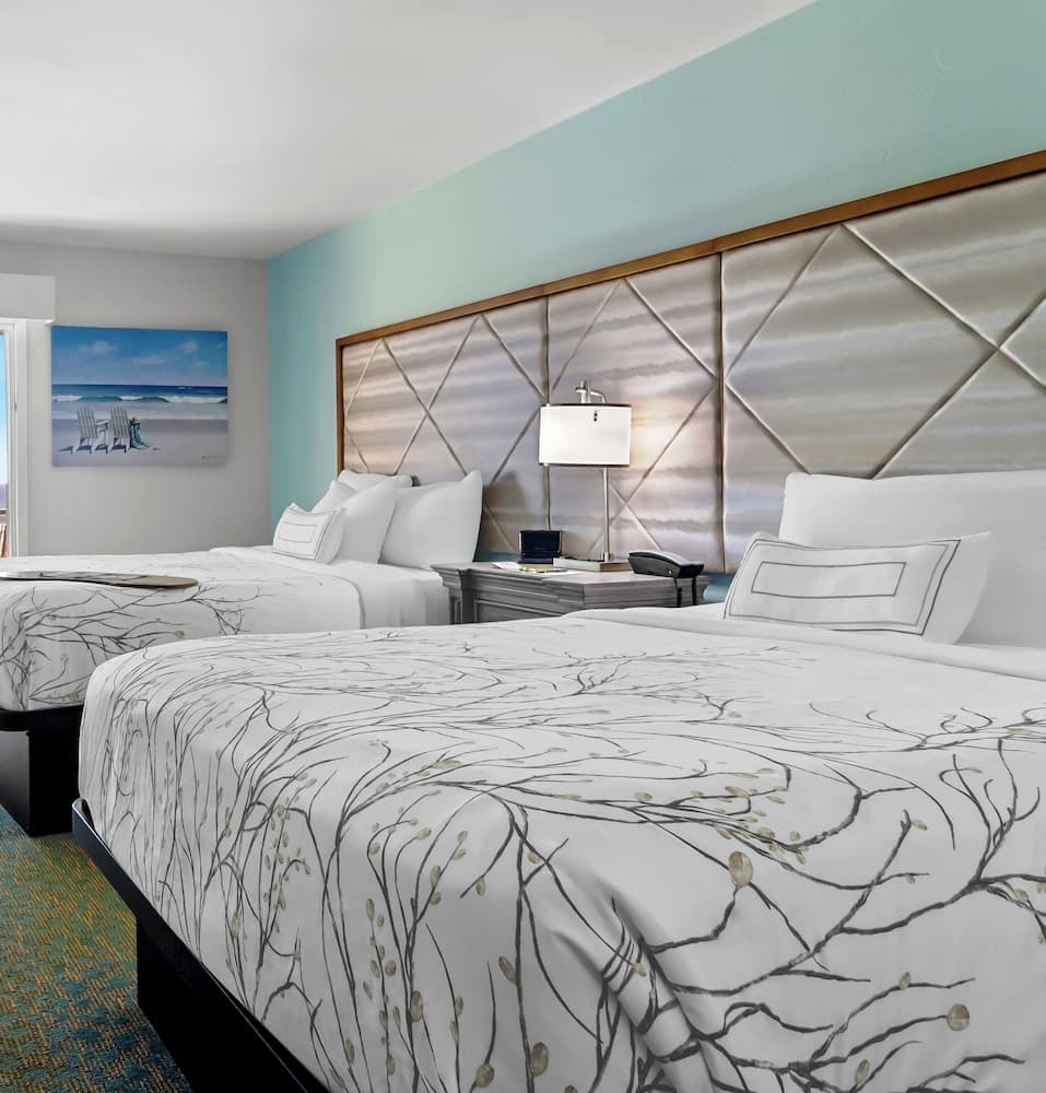 Ocean Sands Beach Boutique Inn - Stay At the Beach