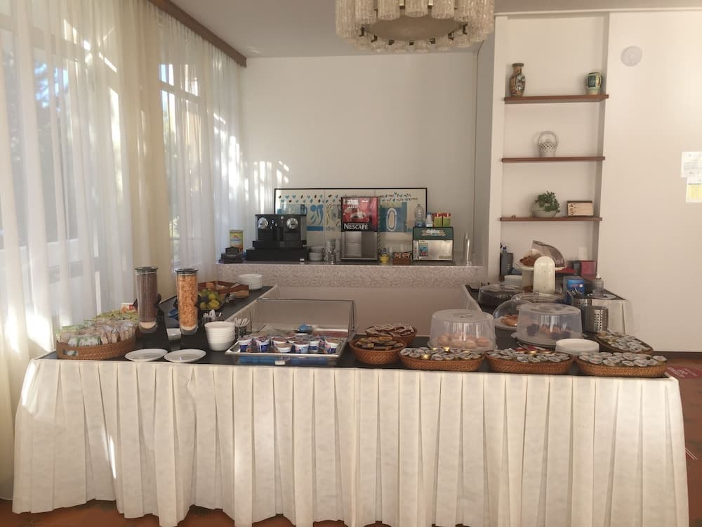 Açık büfe kahvaltı