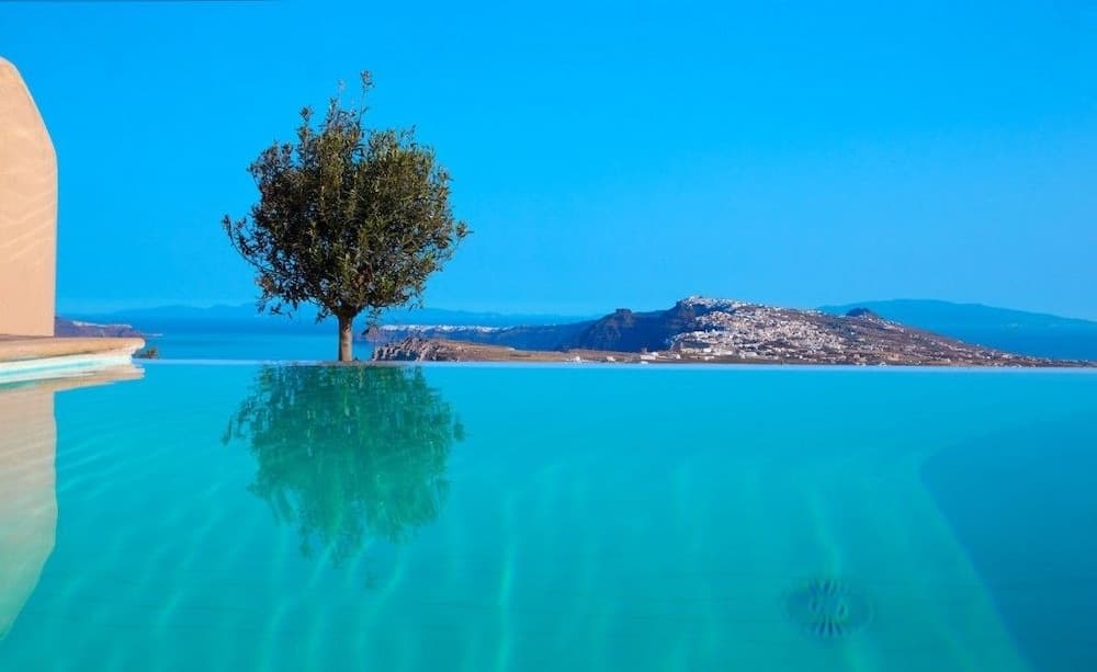 Voreina Gallery Suites