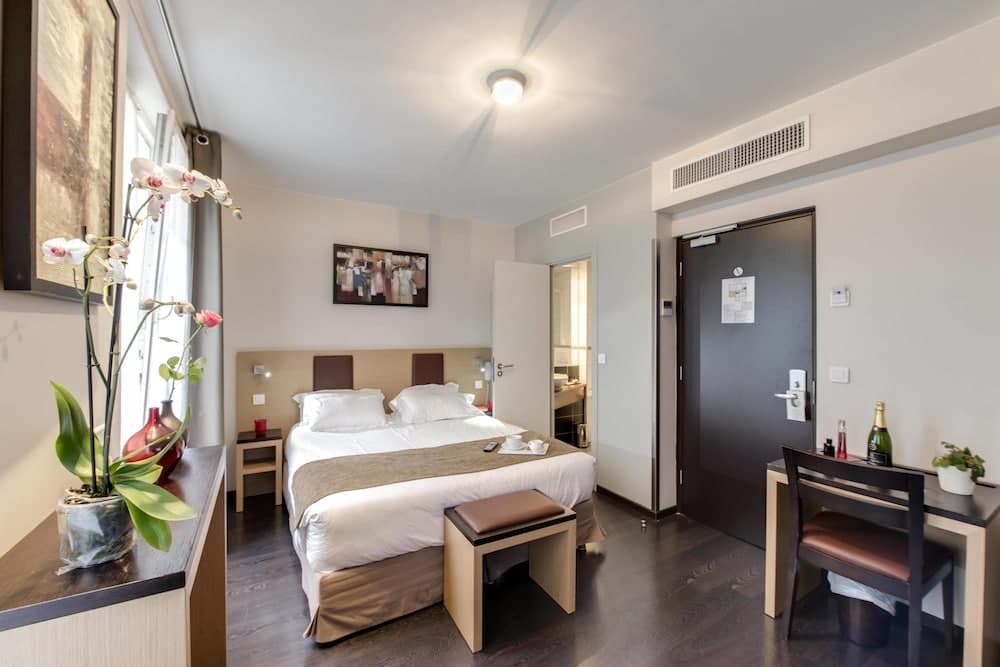 Source Hotel