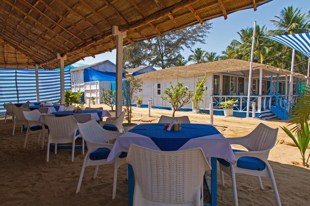 Açık havada yemek servisi