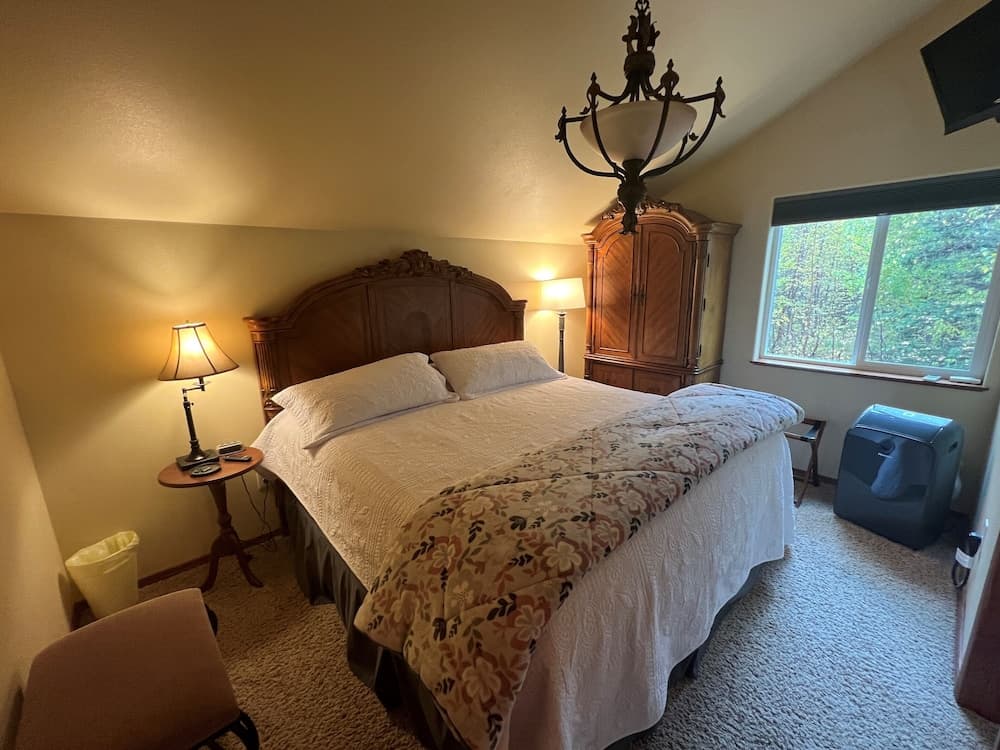 Alaska Adventure Unlimited Chalets