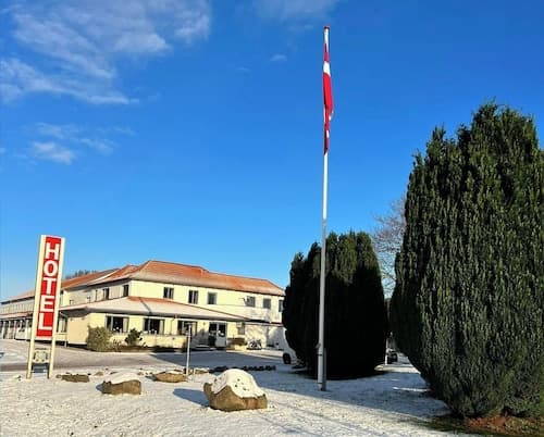 Hotel Medio