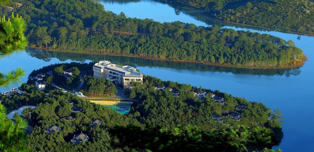 Dalat Edensee Lake Resort & Spa