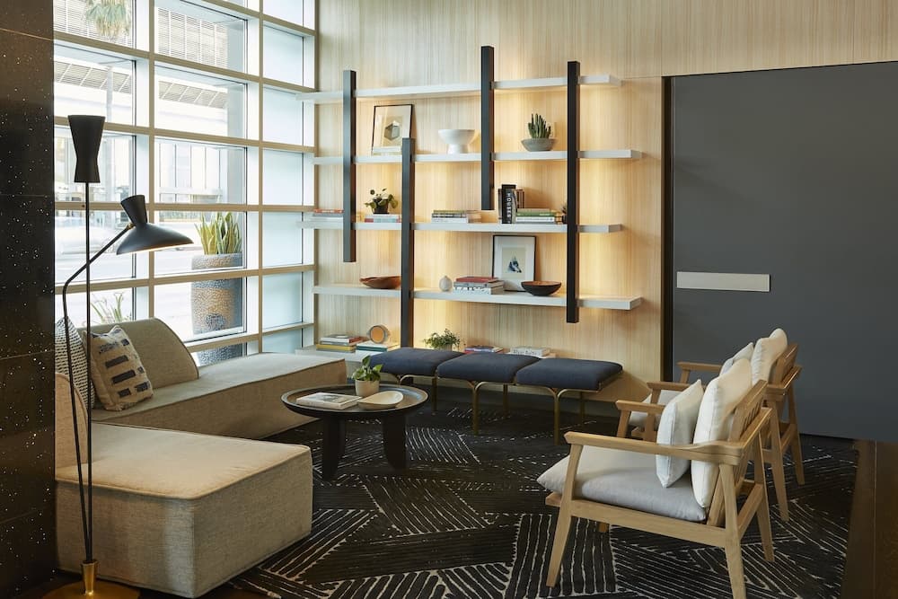 Kimpton Hotel Wilshire by IHG