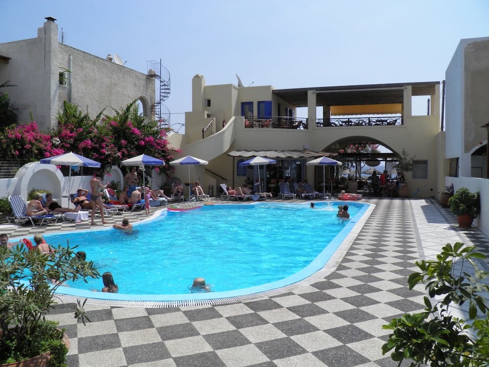 Levante Beach Hotel