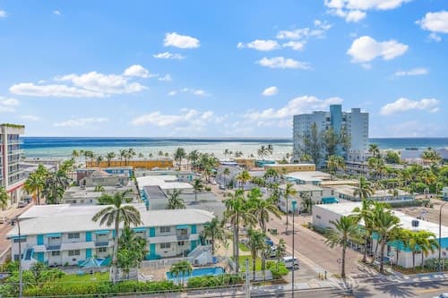 Hollywood Beachside Boutique Suites