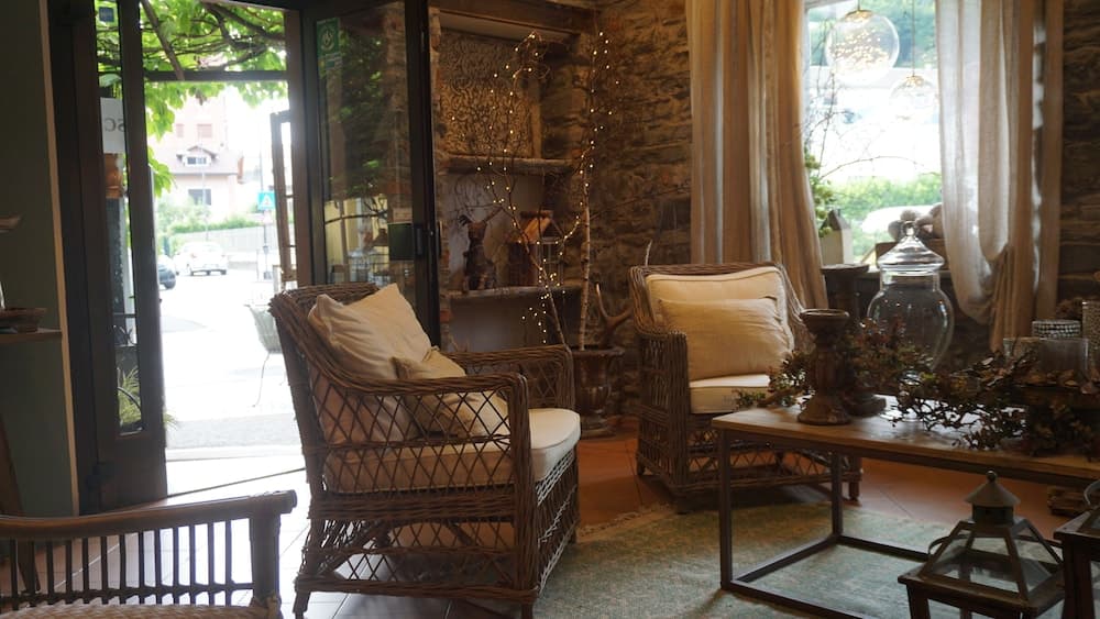 Lobi dinlenme salonu