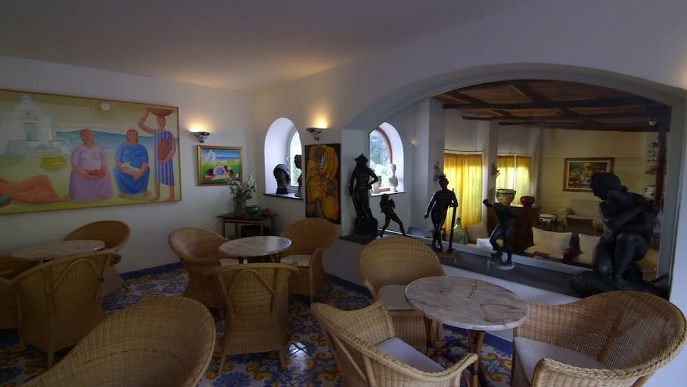 Lobi dinlenme salonu