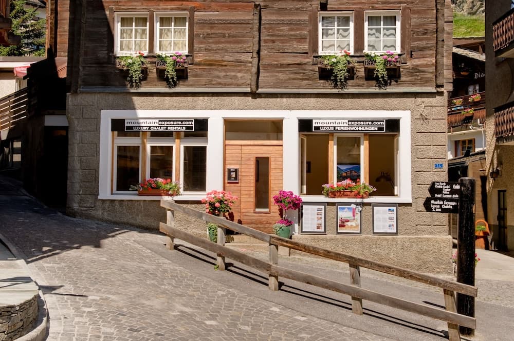 Mountain Exposure Good Value Apartments