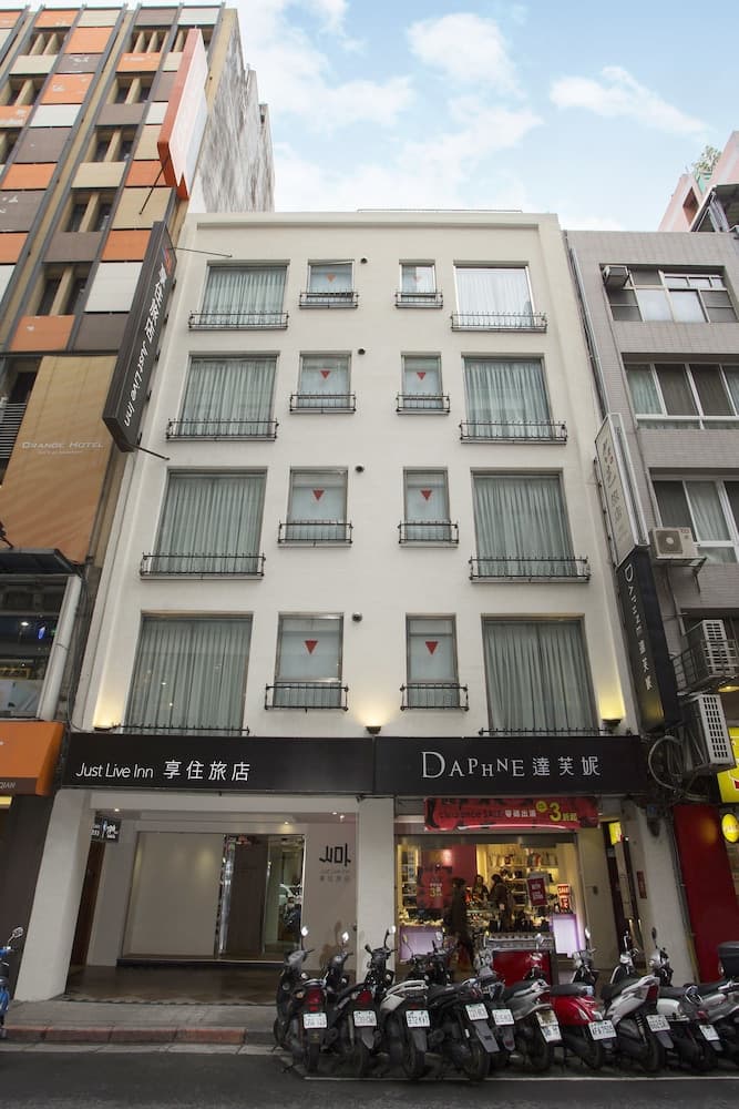 Just Live Inn Taipei Station