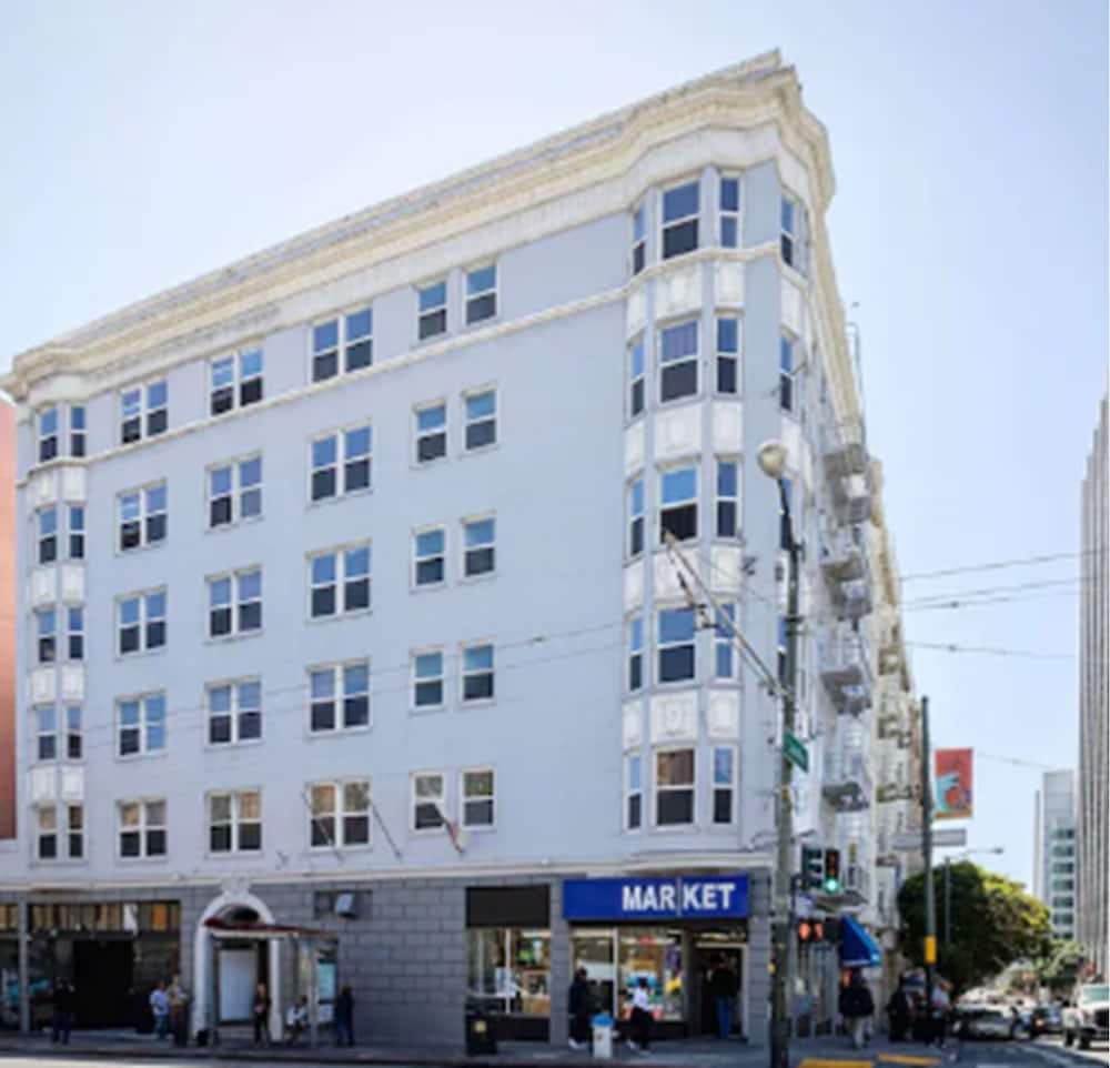 Motel 6 San Francisco, CA – Civic Center