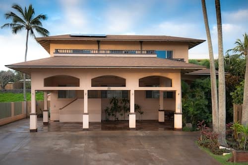 Kaiholo Hale
