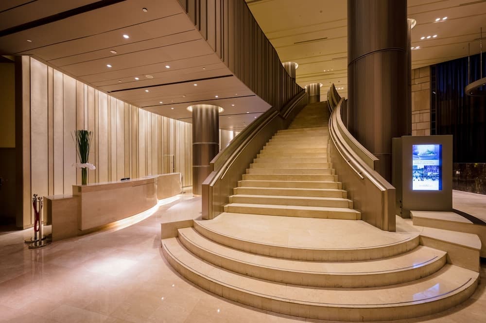 Lobi dinlenme salonu