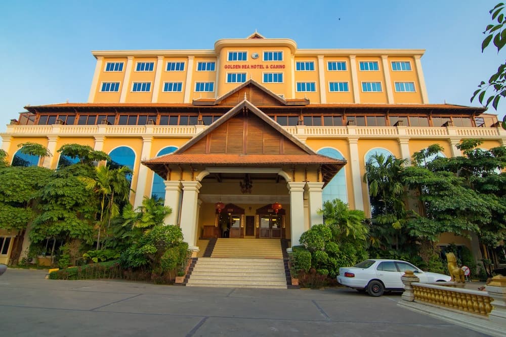 Golden Sea Hotel & Casino