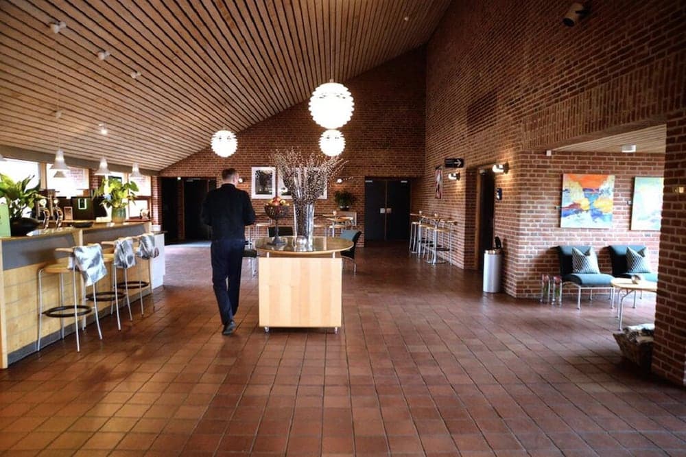 Lobi dinlenme salonu