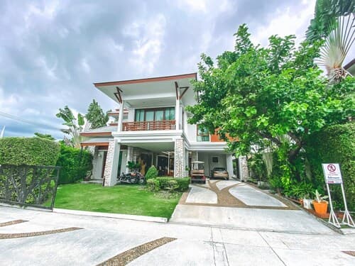 Royal Sammuk villas
