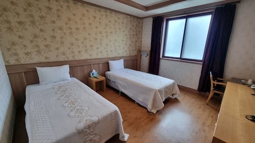 Hotel Parkwood Incheon Airport
