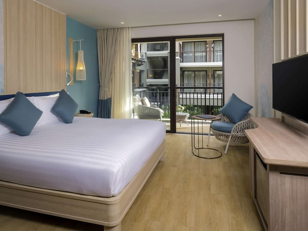 Mercure Samui Chaweng Tana Hotel