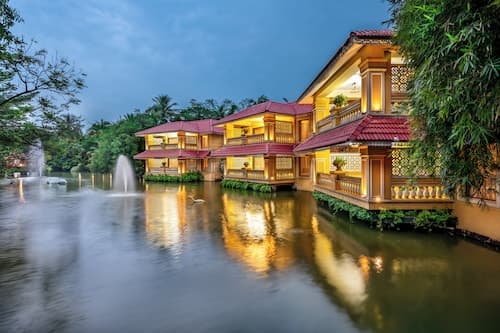Mayfair Lagoon