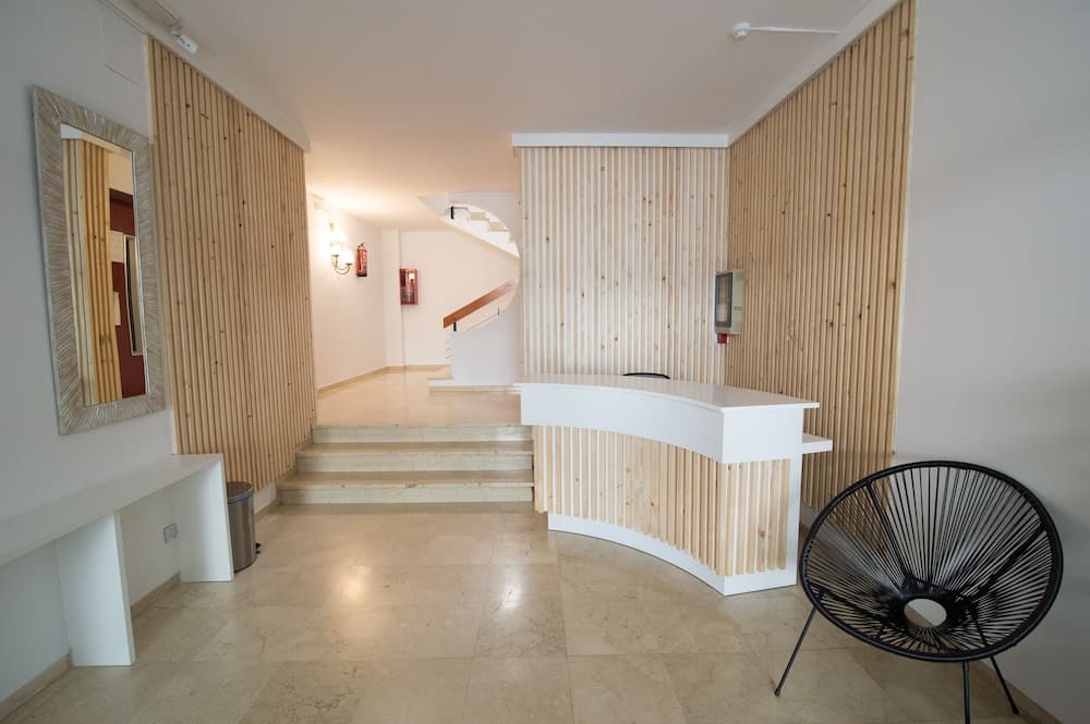 Apartamentos Mestret