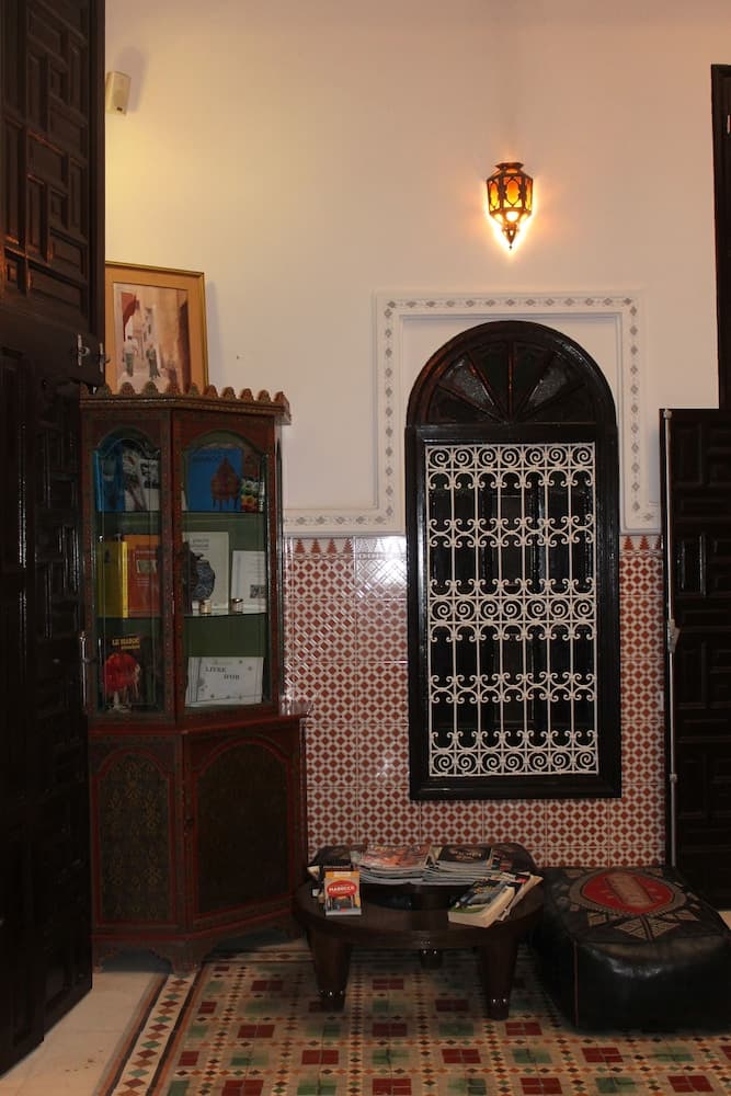 Lobi oturma alanı