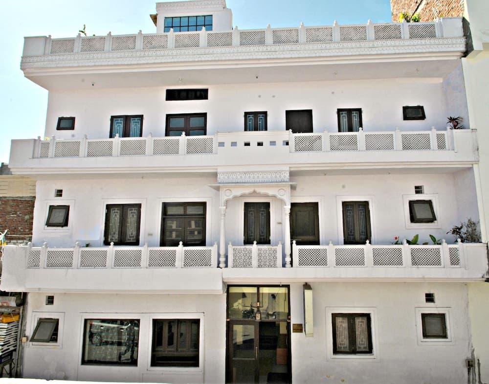 Hotel Satkar