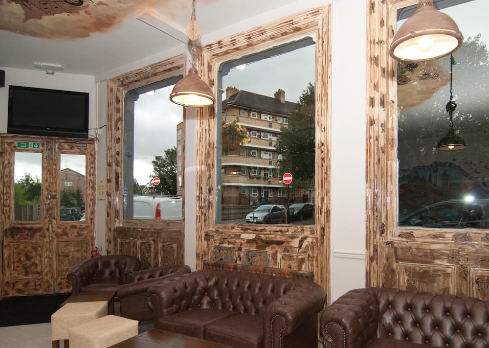 Lobi dinlenme salonu