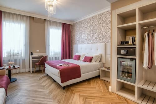 The Boutique Hotel
