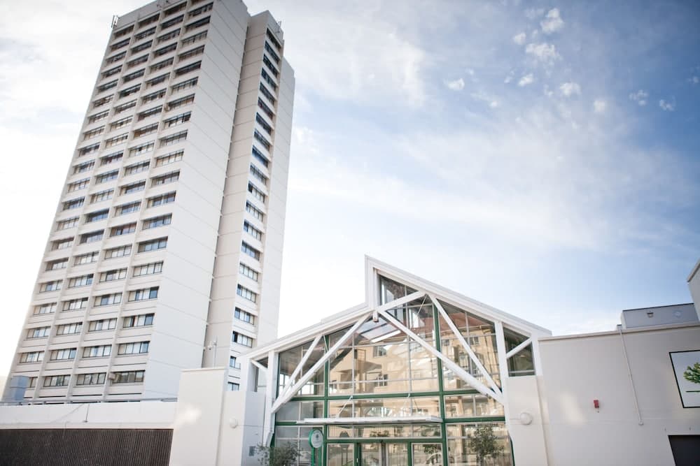 Gardens Centre Holiday Apartments