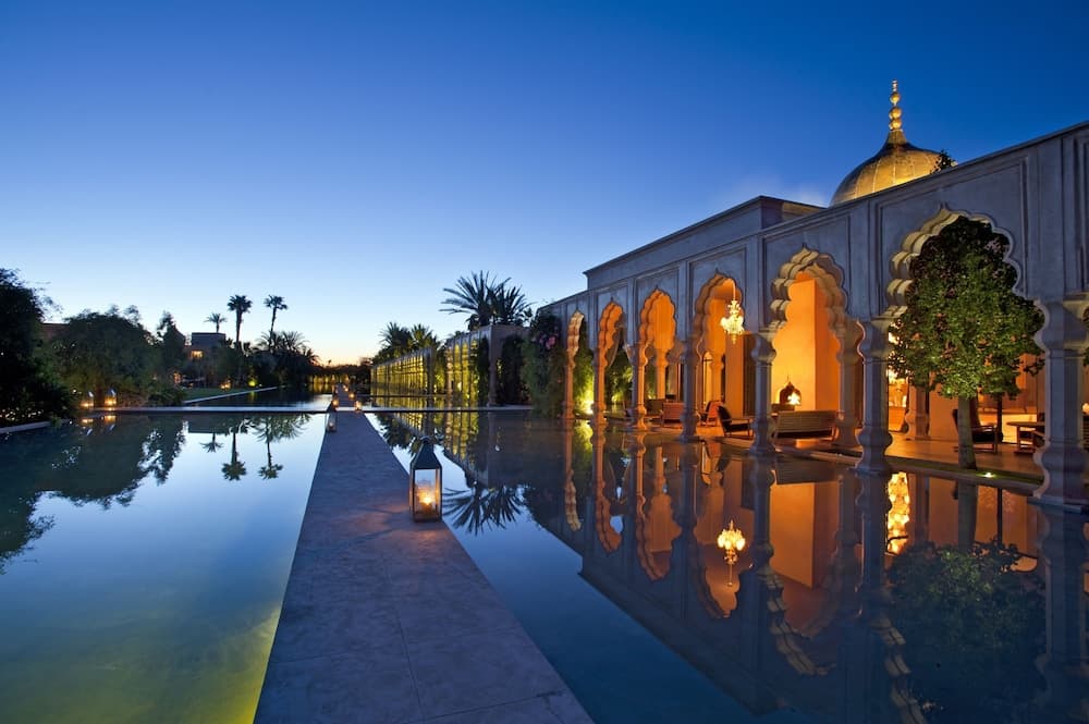 Palais Namaskar