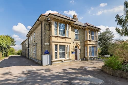 Shelford Lodge