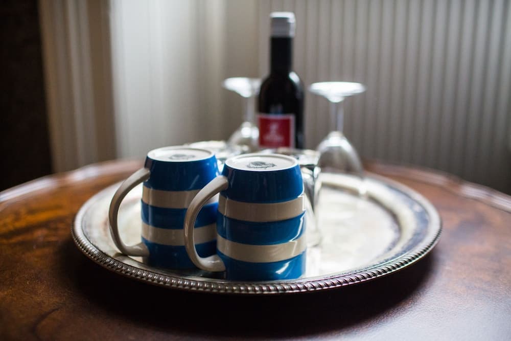 Kahve ve/veya kahve makinesi