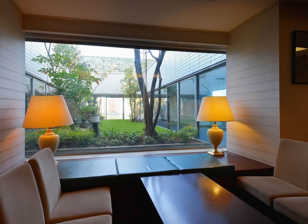 Lobi dinlenme salonu