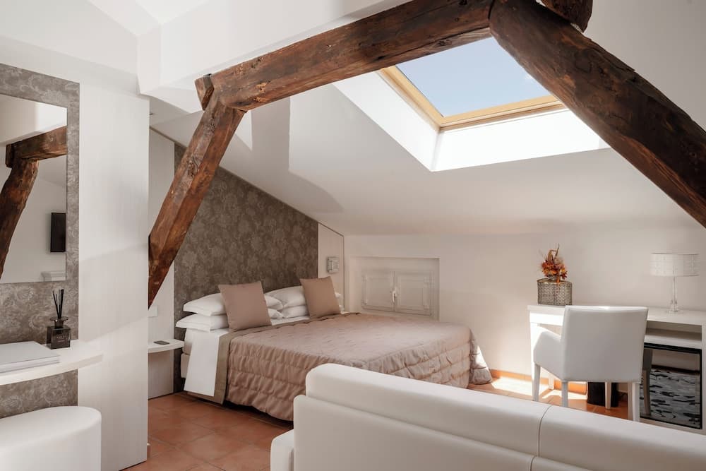 Albergo Rossini 1936 Small & Charming