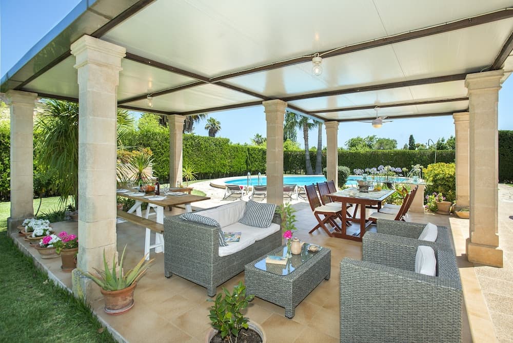Villa Coloma