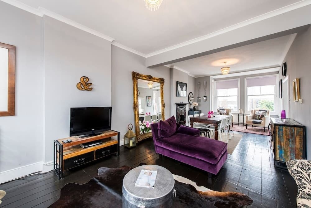 Bright, Stylish 3bed Flat in West Hampstead