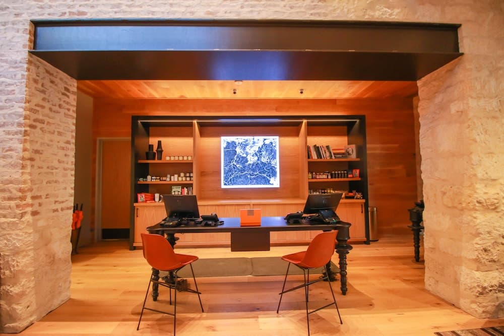 Giriş/çıkış büfesi