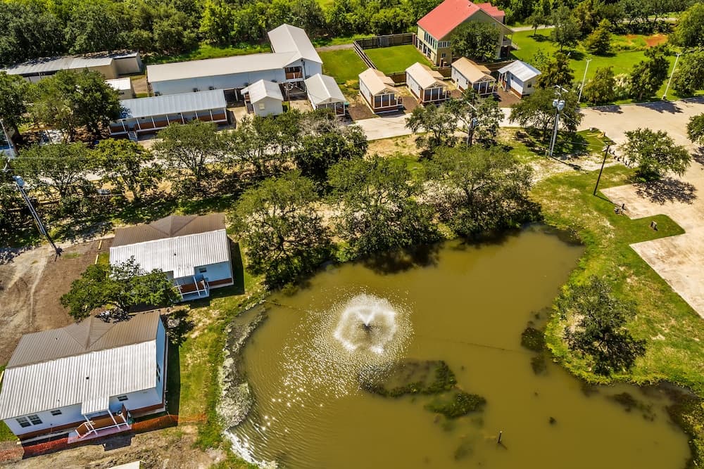 Southern Breeze Lodge