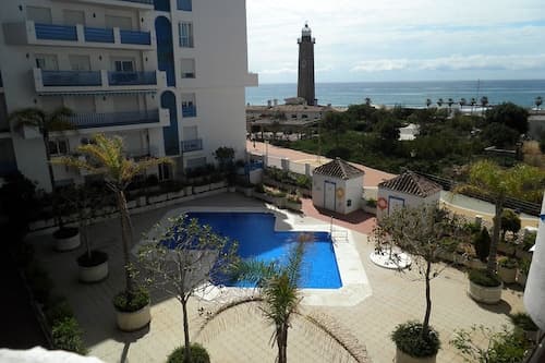 El Faro 2