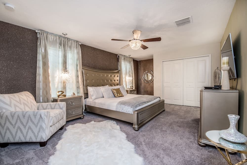 6 Bed 5 Ba Villa with Games, Pool & Spa