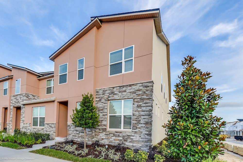 Resort Community Town Home with Pool