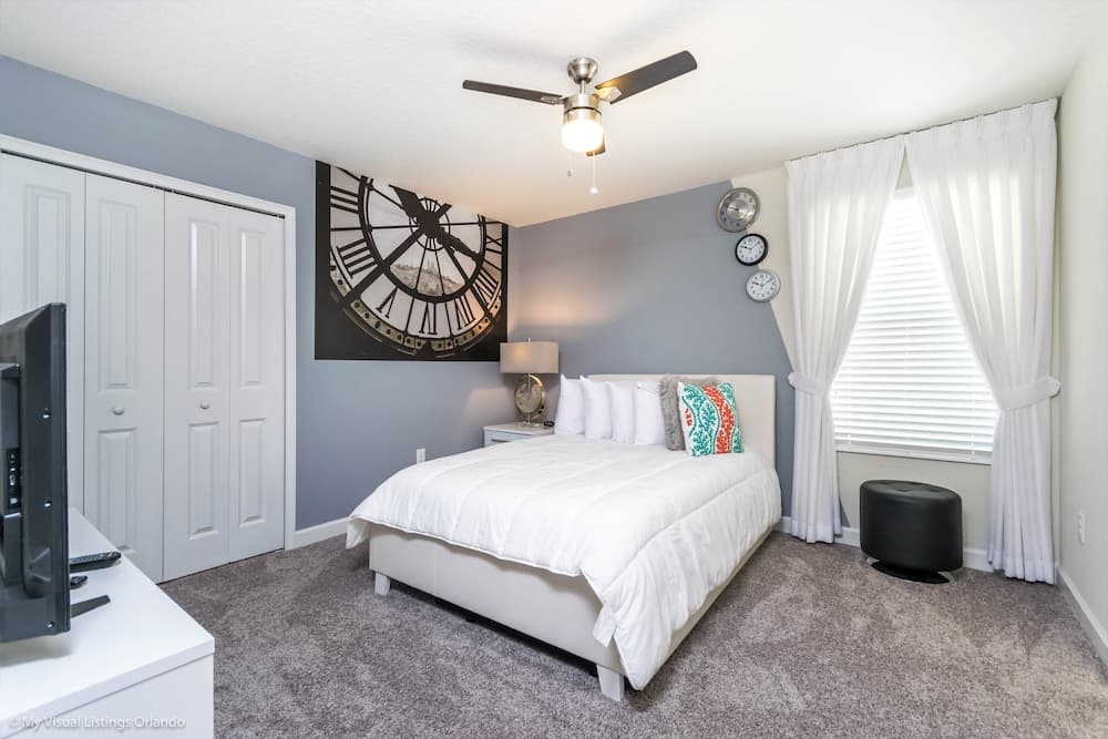 Champions Gate 8 Bedroom Resort Villa