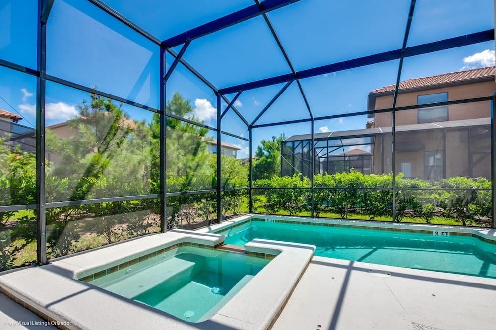 5 Bedroom 5 Solterra Resort