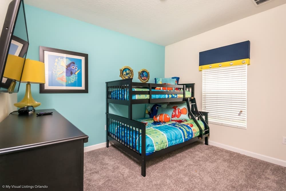 8917stin New Luxury Furnished 5 Bedroom 4 Bathroom