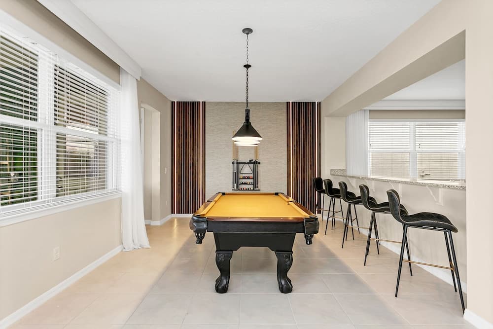 9 BD 6,5 BH Pool, Spa & Game Room