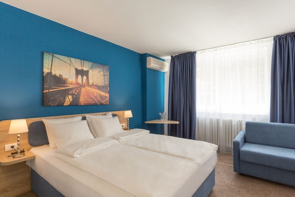 Premium Crown Suites