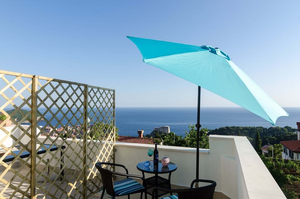 Cin & Co Central Apartments