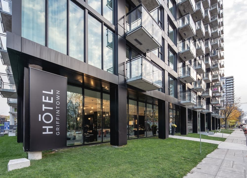 Konaklama yerinin ön cephesi