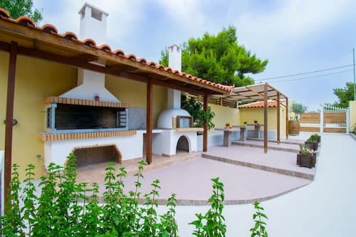 Sunset Apartments near Athens Airport